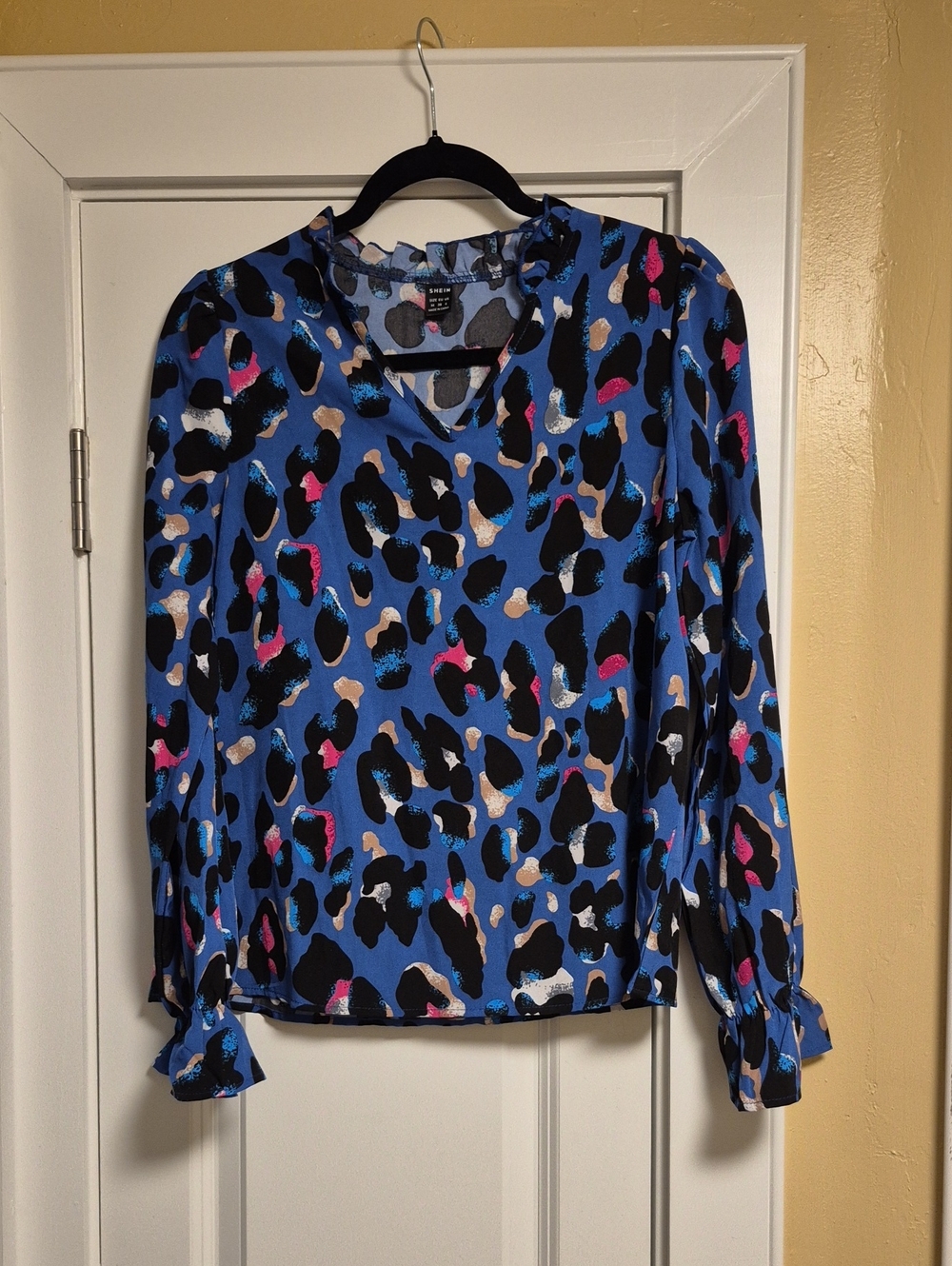 Womens Blue Leopard Print Blouse